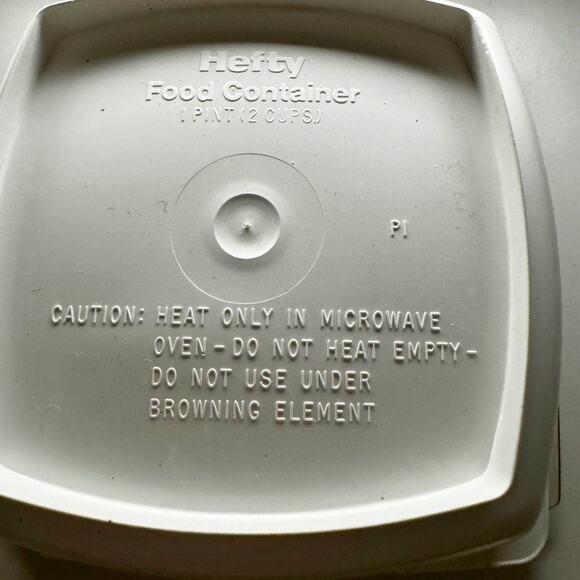 Vintage Hefty Floral Food Container w/ Lid – 1 Pint – Retro Cottagecore Kitchen - Picture 6 of 7